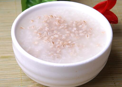 北京小吃之大麦米粥的做法